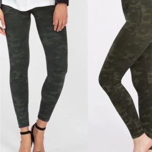 Spanx look at me now seamless leggings tummy control high waist size small